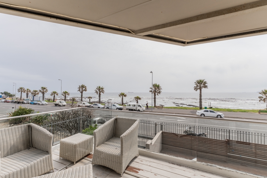 3 Bedroom Property for Sale in Mouille Point Western Cape